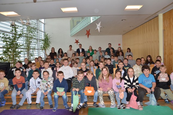 Der Kindergemeinderat zu Gast in den Schulen